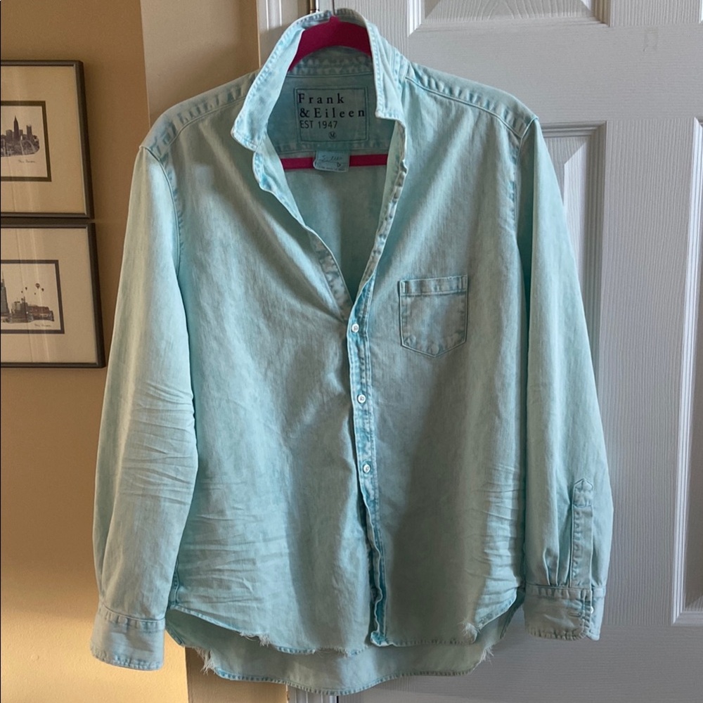 Frank & Eileen Eileen style blue mineral wash denim Shirt, sz M